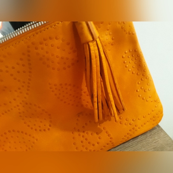 Gianni Chiarini Small Leather Zipper Wallet - Picture 4 of 6